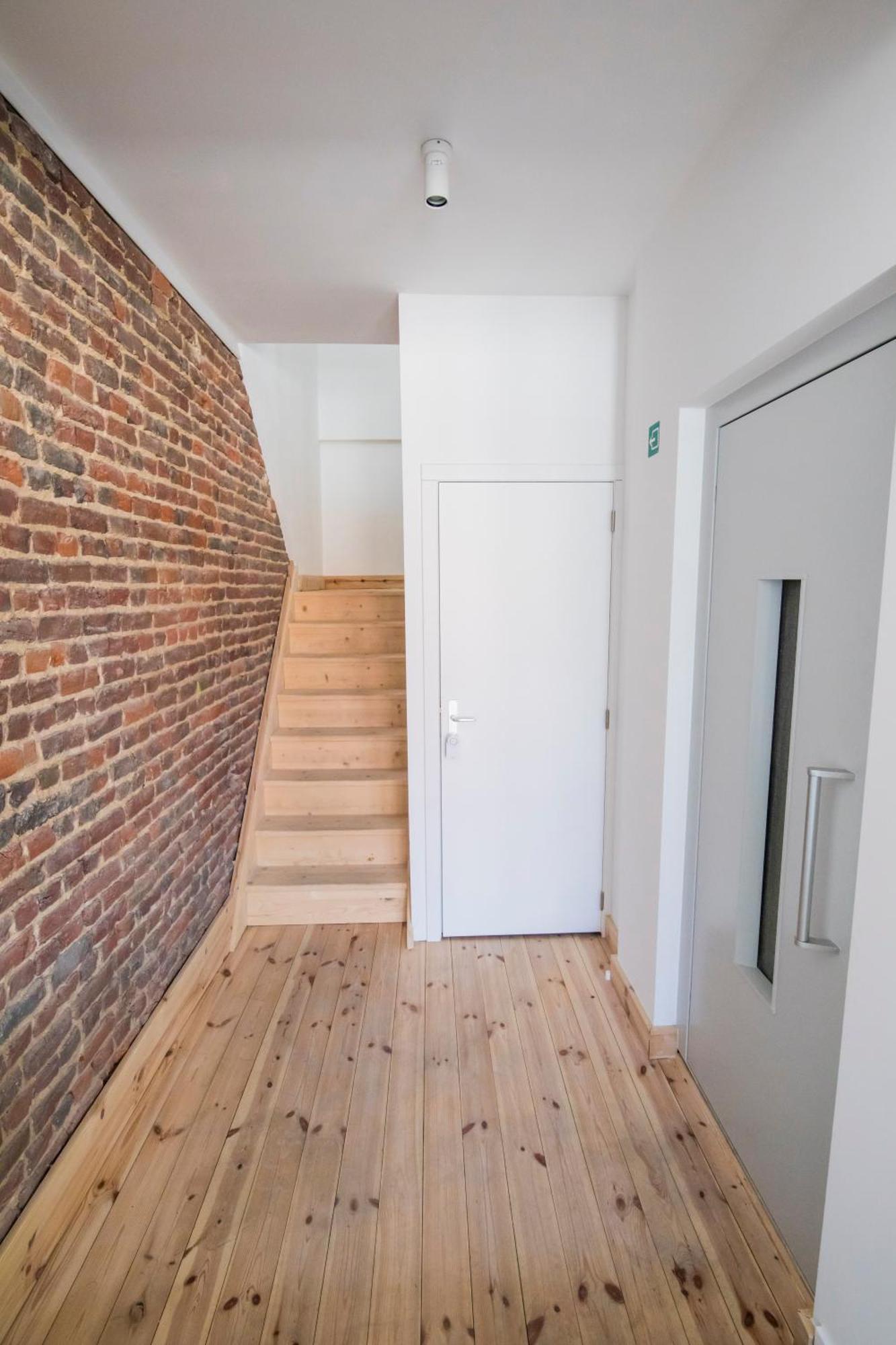 Travelease - Midi Bed & Breakfast Anderlecht Exterior photo